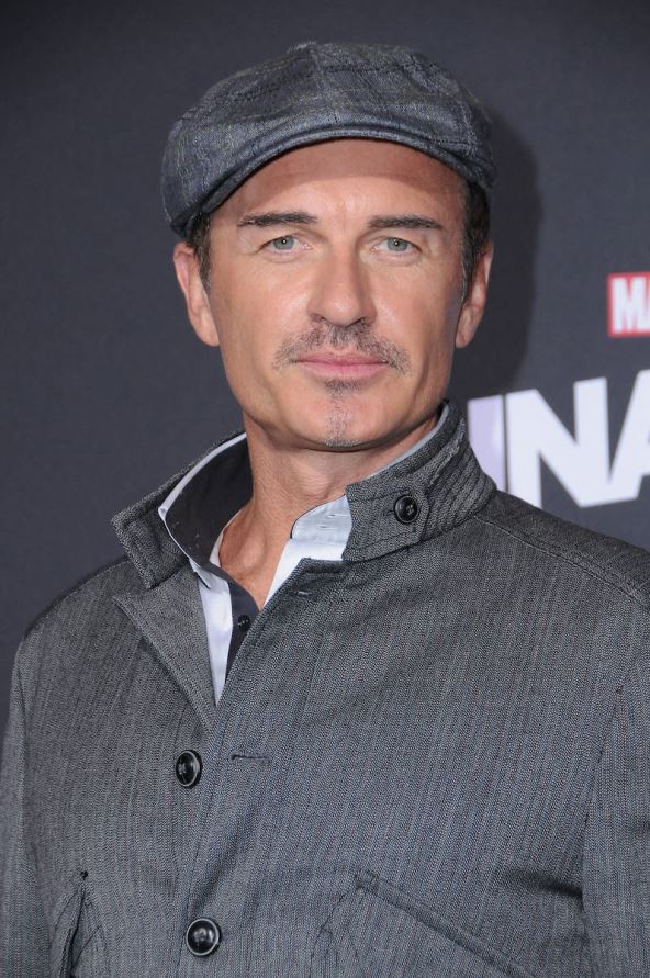 Džulijan-Mekman (5).jpg