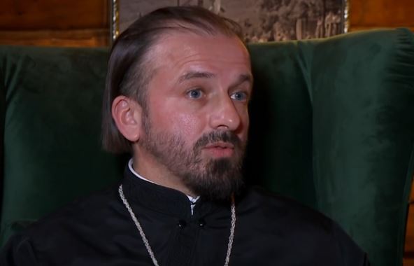 2025-07-14 12_15_16-Sveštenik Zoran Petrović i supruga Sanja_ Brak je sveta tajna ljubavi _ Dok anđe.png