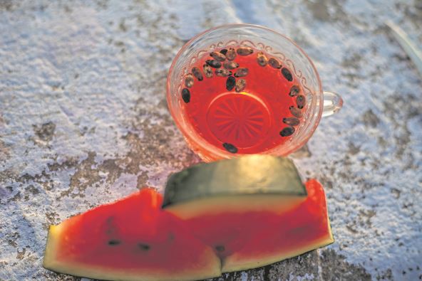 CAJ OD SEMENKI LUBENICA  stock-photo-watermelon-seeds-tea-in-a-transparent-glass-cup-on-rough-surface-with-some-seeds-in-it-and-1418298602.jpg