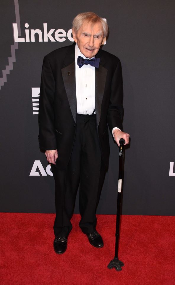 Dr Hauard Taker.jpg