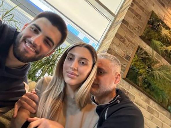 Ceda Jovanovic sa decom.png