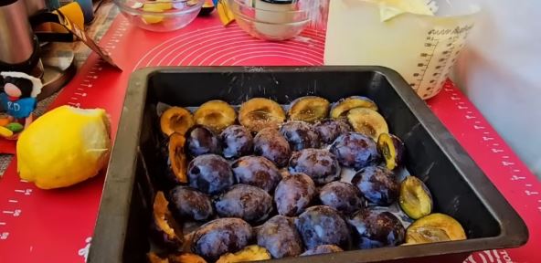 kolač sa šljivama.jpg