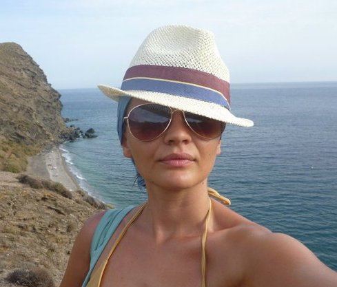 Nikolina Šašić na plaži