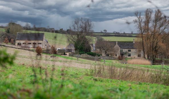Elen Dedženeris kuća na selu