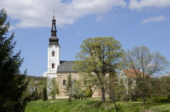 manastir-sisatovac.jpg