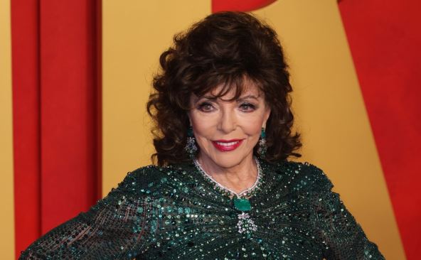 Džoan Kolins na crvenom tepihu