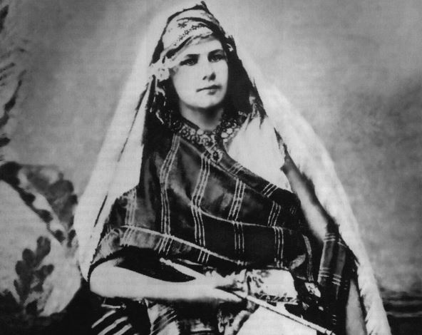 Izabel-Eberhard (2).jpeg