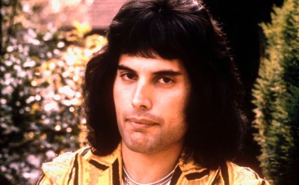 Fredi Merkjuri portret iz mladosti