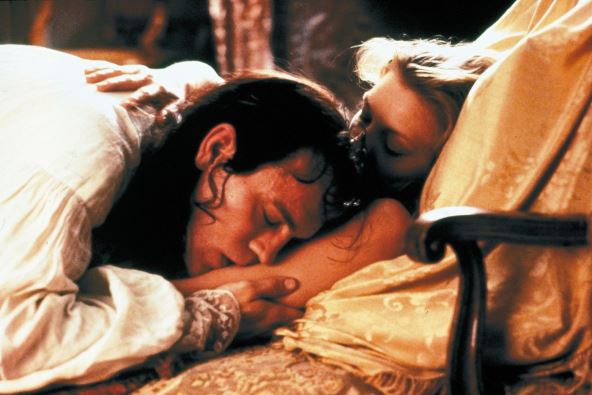 Džon Malkovič i Mišel Fajfer u filmu Opasne veze