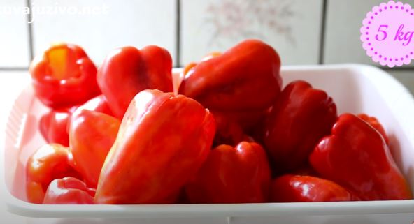 crvene-paprike-ocišćene.jpg