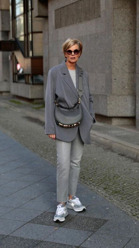 Modna kombinacija za žene preko 50 godina