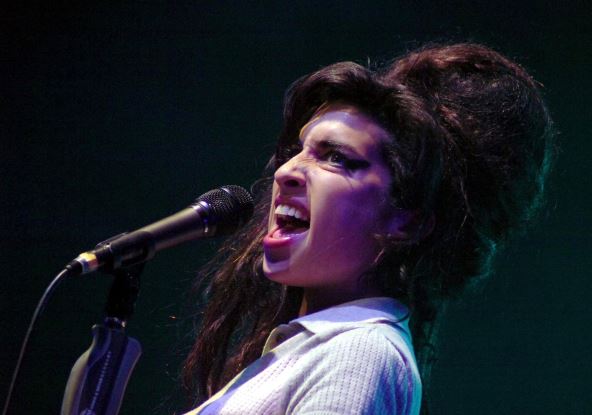 Ejmi Vajnhaus na koncertu.