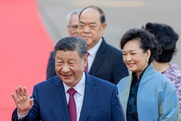 Peng Lijuan sa suprugom tokom službene posete