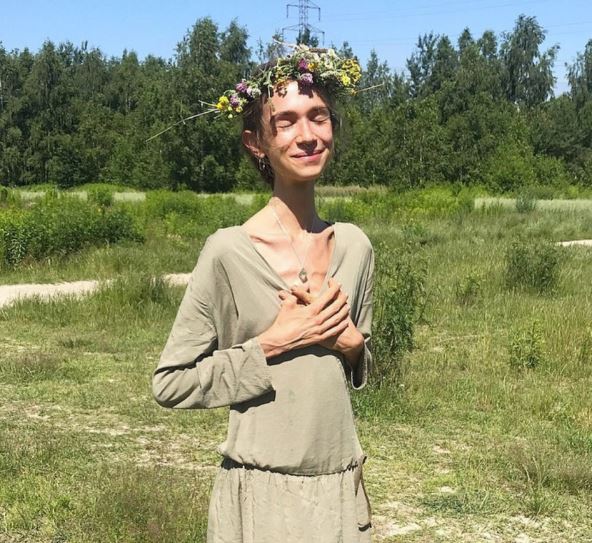 Karolina-Kšižak (4).png