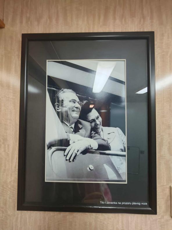 plavi-voz-josipa-broza-tita (30).jpg