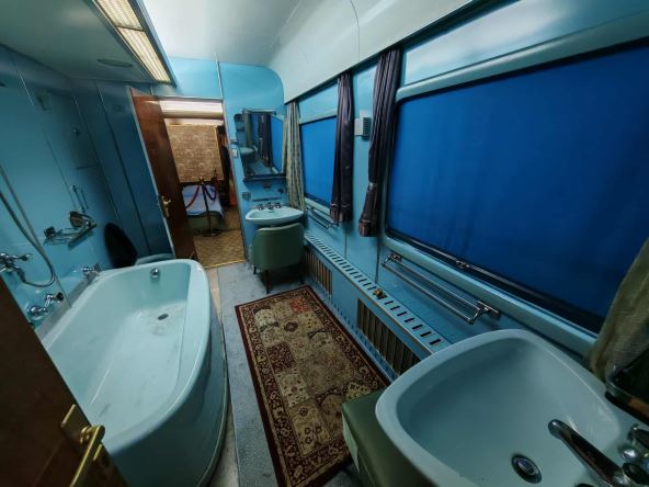 plavi-voz-josipa-broza-tita (50).jpg