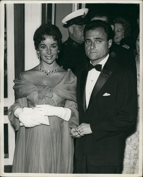 Elizabet Tejlor u Diorovoj haljini