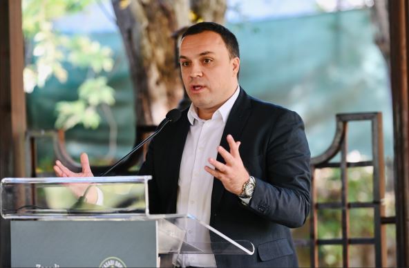 2025-10-30 15_08_05-MKC_4644.jpeg.png