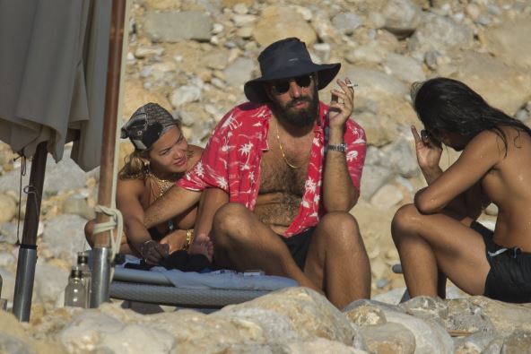 Roman Gavras i Rita Ora