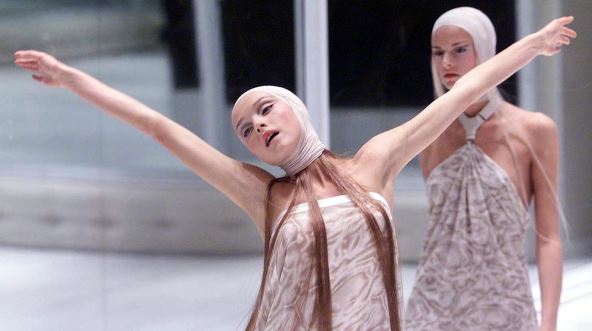 Aleksandar Mekvin Voss revija 2001