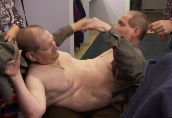 2025-11-21 12_01_27-Conjoined Twins Ronnie and Donnie Galyon Die at 68 - YouTube.png