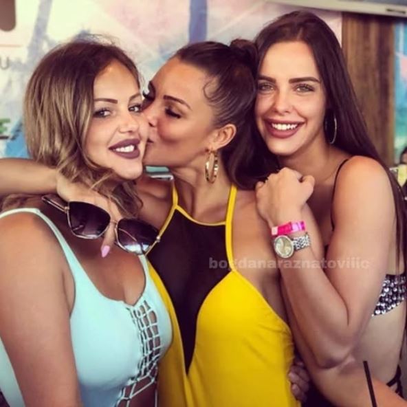Bogdana Ražnatović sa sestrama