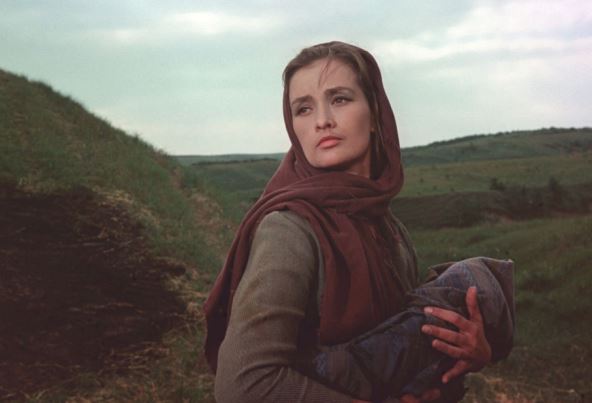 Zinaida-Kirijenko (3).jpg