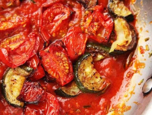 Tikvice u paradajz sosu