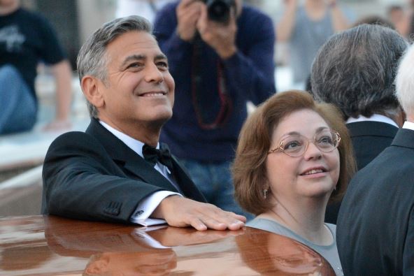 Džordž Kluni sa sestrom Adelijom Adom na svom venčanju u Veneciji 2014. godine