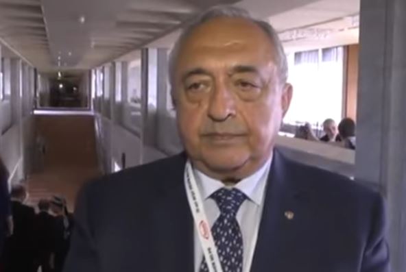 Renat kardiohirurg.jpg