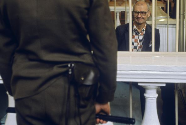 Andrej Čikatilo na suđenju