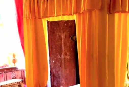 Planinar otkrio napuštenu veličanstvenu, bajkovitu, predivnu, nenormalno sofisticiranu kuću