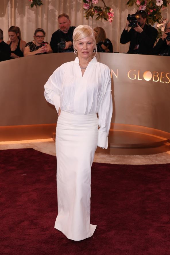 pamela-anderson (6).jpg