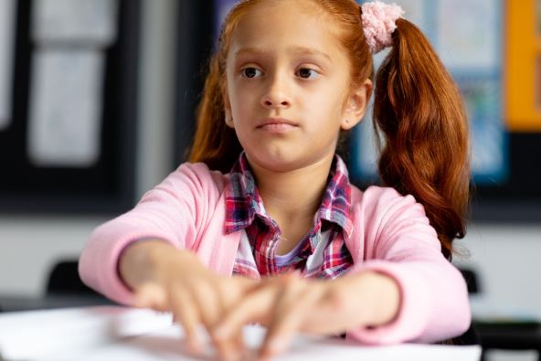 slepa-devojcica (1).jpg