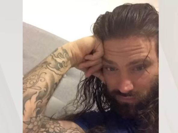 2026-01-16 09_22_24-Tinder Conman Scammed Over £200,000 From Victims - YouTube.png