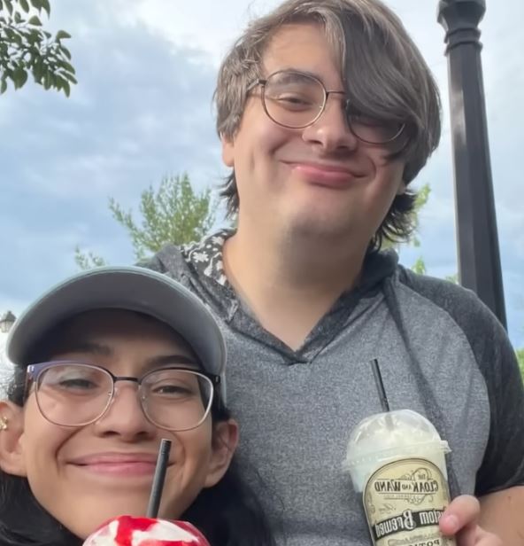 Sijamske bliznakinje