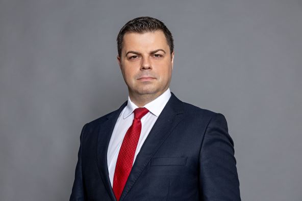 Foto Nemanja Nikolić.jpg
