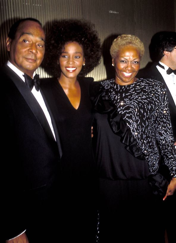 Vitni-Hjuston (8).jpg