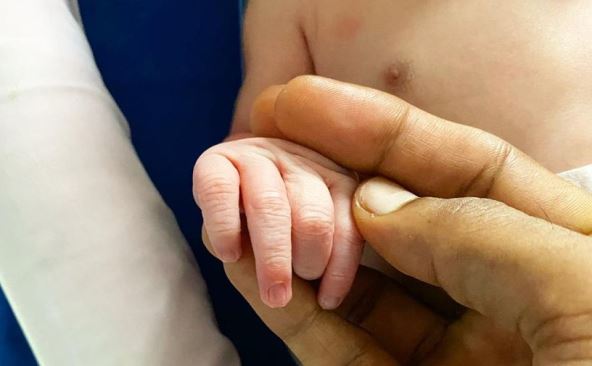 2026-02-19 07_44_11-Prelepa Srpkinja Nataša rodila sina kriket milioneru iz Indije! - Telegraf.rs.jpg