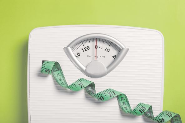 PRVI REZULTATI VEC ZA MESEC DANA  stock-photo-weight-loss-concept-scales-and-measuring-tape-on-green-background-top-view-2249789929.jpg