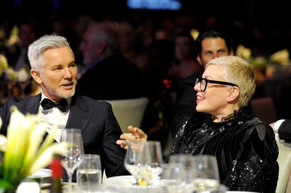 Baz Lurman sa suprugom Ketrin Martin u večernjem odelu