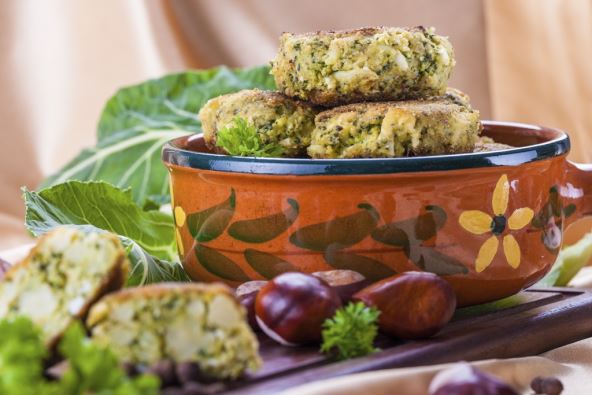pljeskavice-od-brokolija-i-kestena.jpg