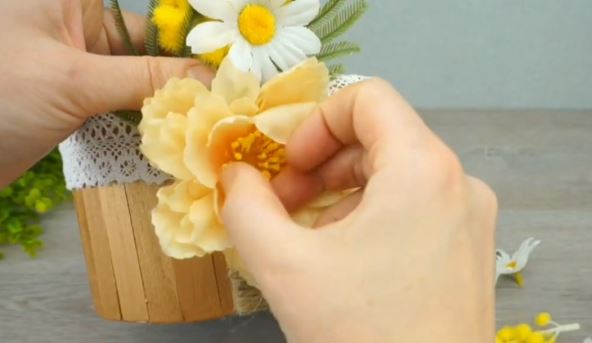 2026-03-26 09_24_55-Lovely DIY BASKET. DIY Easter decor - YouTube.png