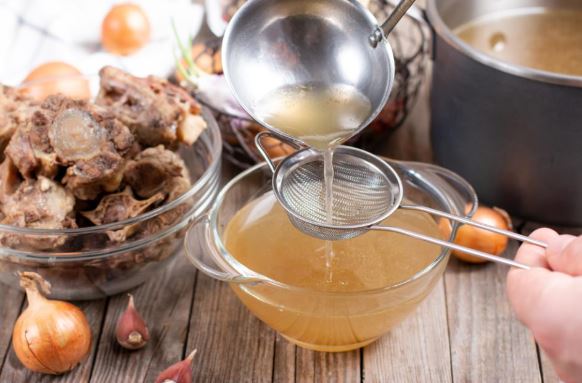 2026-03-31 11_11_42-Kako se pravi supa od šupljih kostiju_ _ Stvar ukusa.jpg