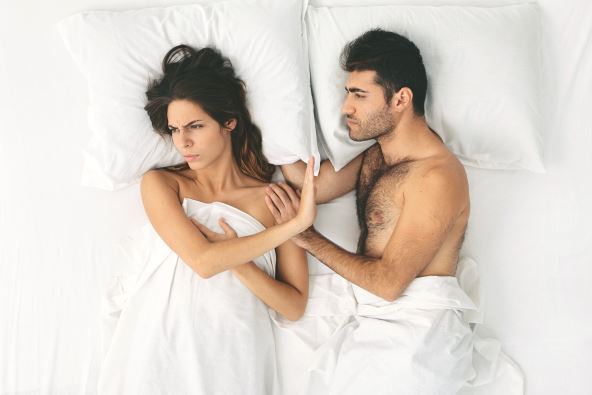 NEZADOVOLJSTVO SEKSUALNIM ODNOSOM  stock-photo-indoor-shot-of-adult-married-european-couple-having-disagreement-in-bedroom-beautiful-annoyed-712524484.jpg