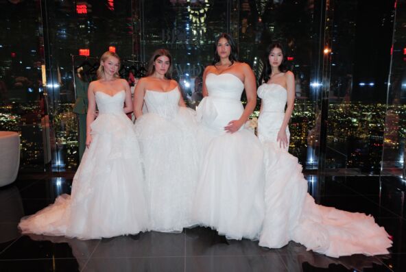 Plus sajz manekenke na reviji Vere Vang.jpg