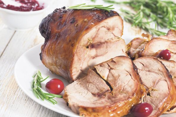 PECENJE  stock-photo-slices-of-delicious-grilled-turkey-roll-with-cranberry-and-rosemary-on-white-dish-on-old-wooden-542080333.jpg