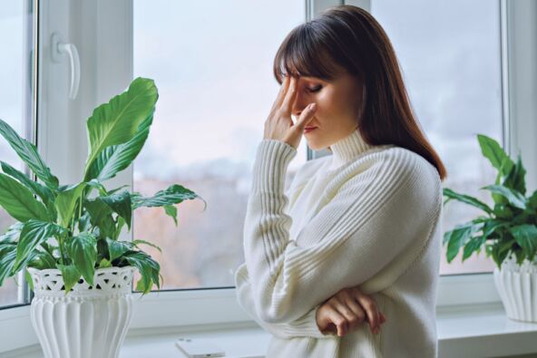 HRONICNI STRES  stock-photo-middle-aged-woman-experiencing-stress-depression-mental-pain-at-home-near-window-2484438341.jpg