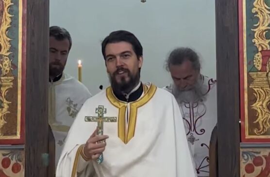 svestenik-aleksandar.jpg
