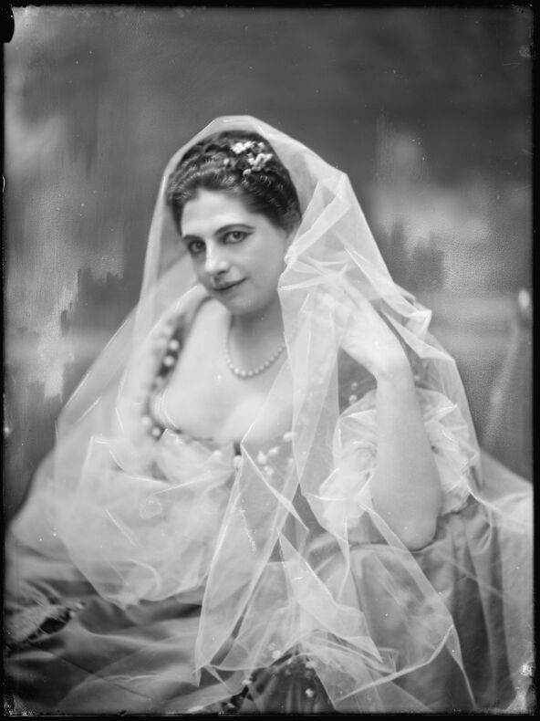 mata-hari (3).jpg